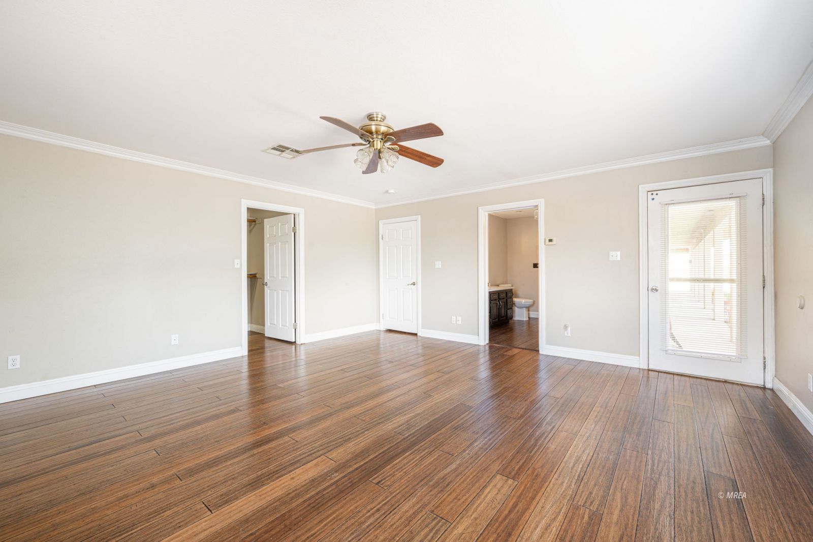 980  Hinckley Ave