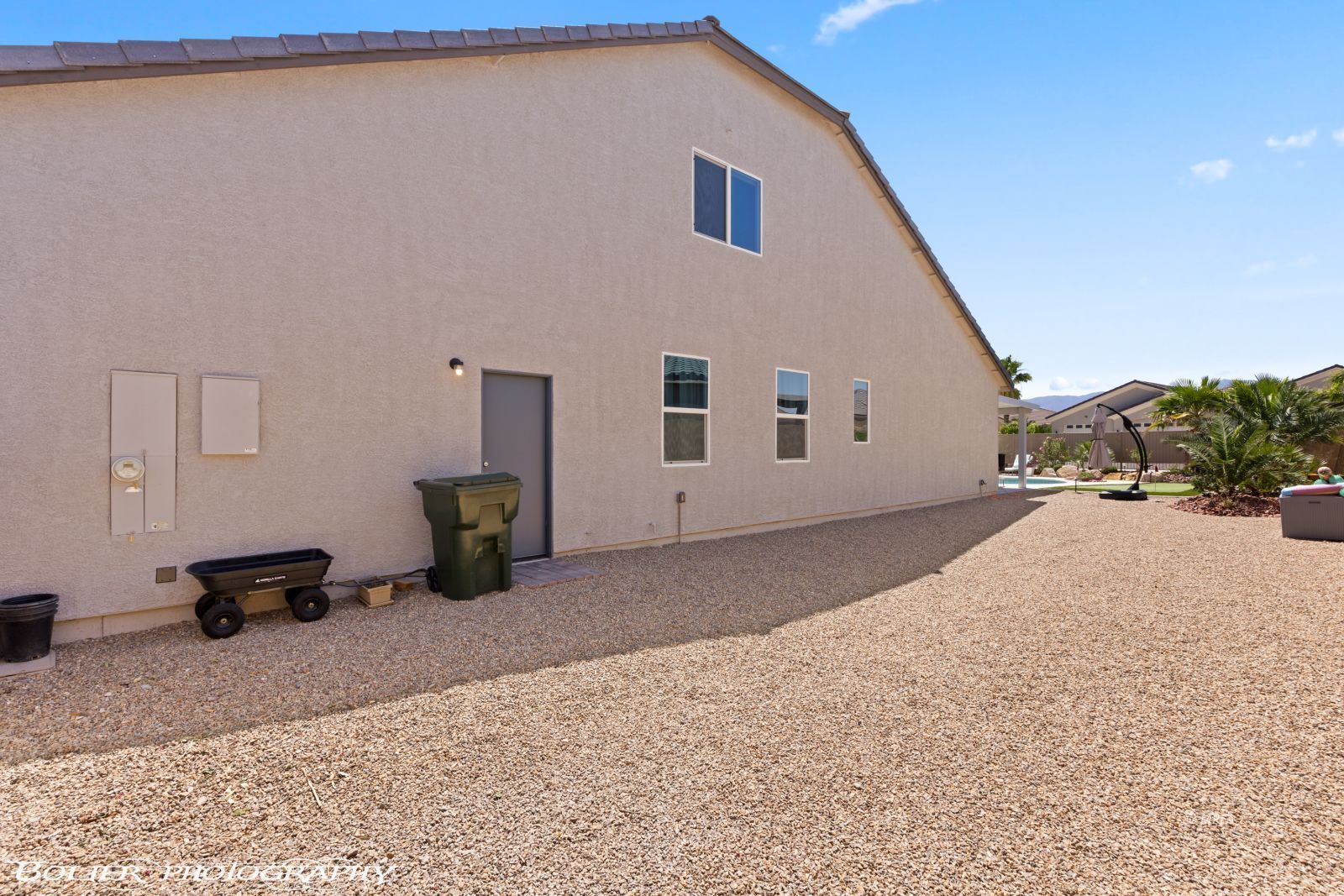 1014  Atkins Ln