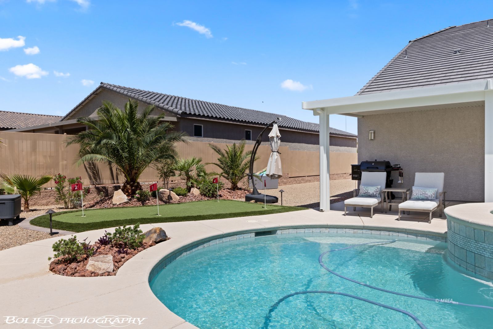 1014  Atkins Ln