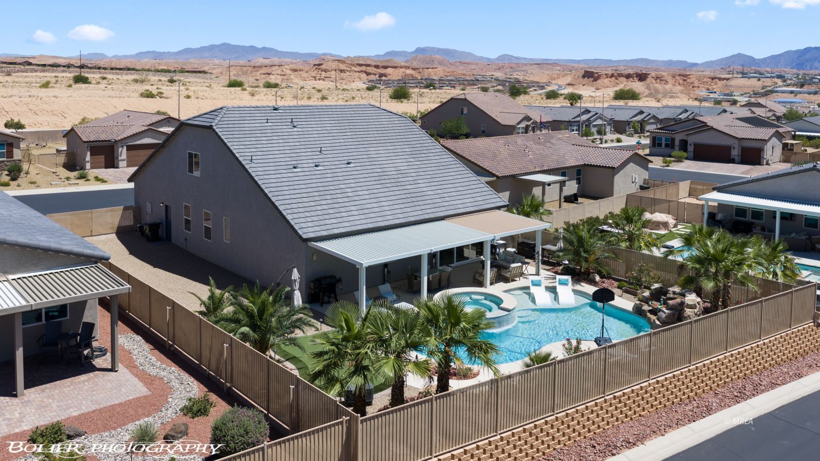 1014  Atkins Ln