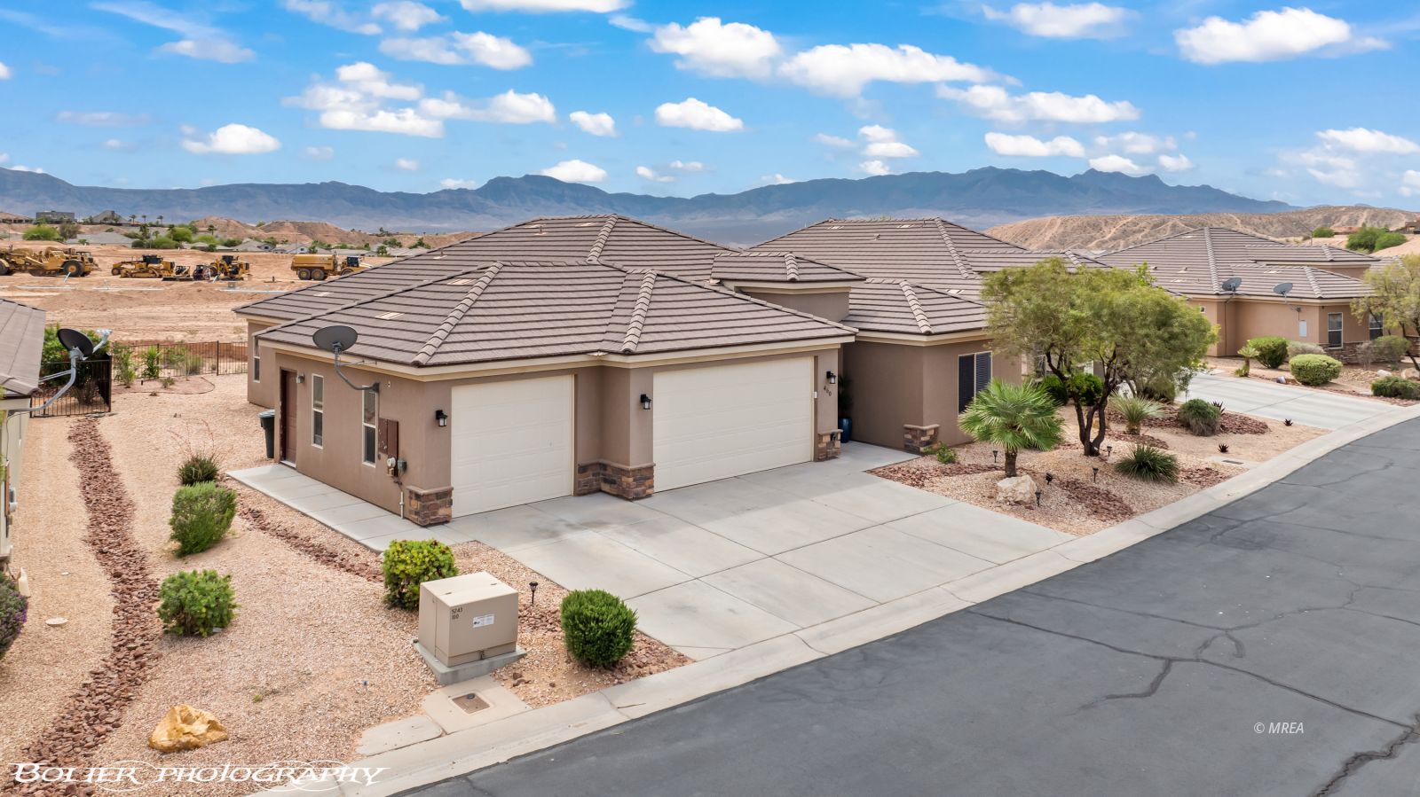 460  Wild Horse Ln