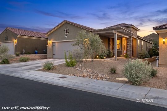 1067  ,Mesquite NV 89034