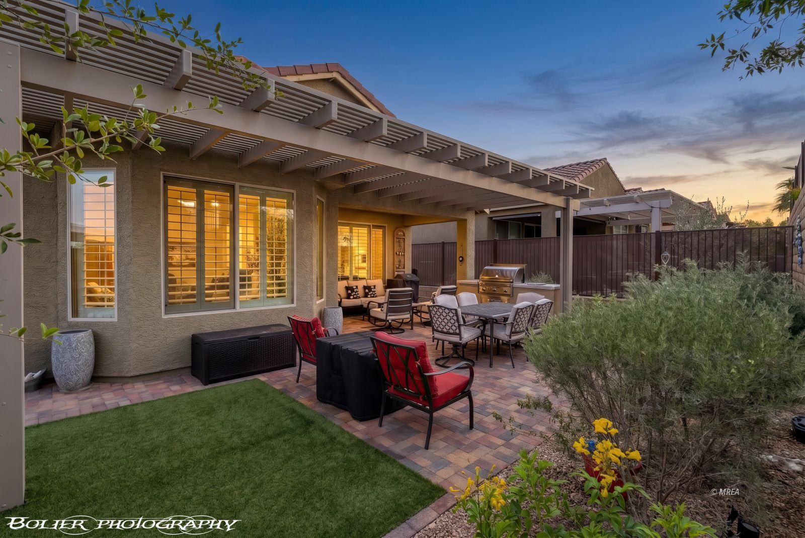 1067  Crimson Ridge 