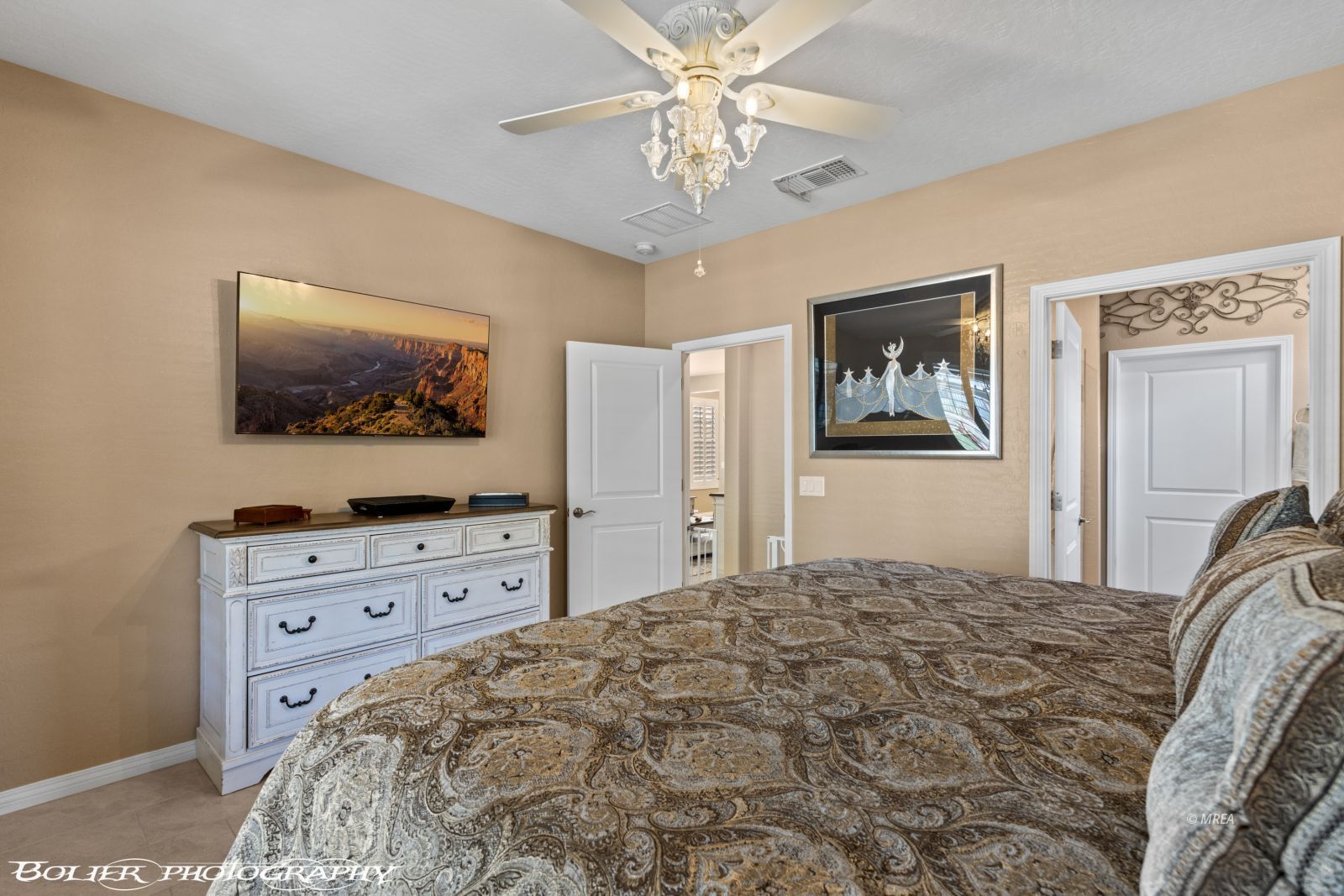 1067  Crimson Ridge 