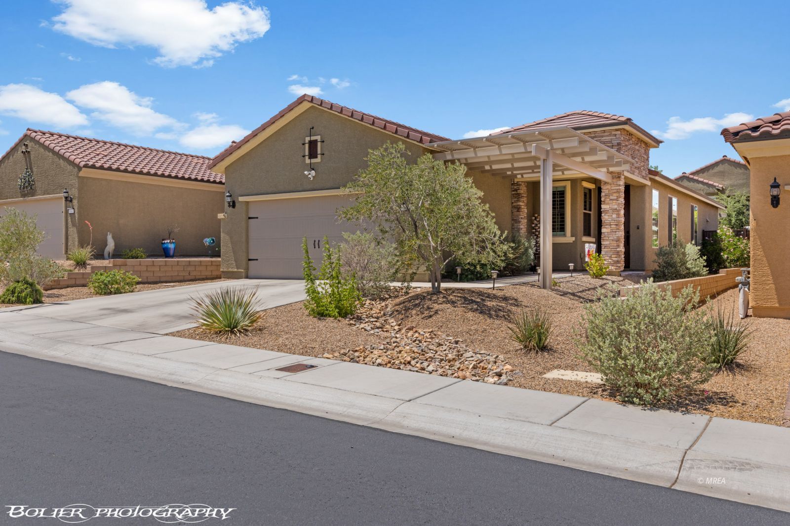 1067  Crimson Ridge 