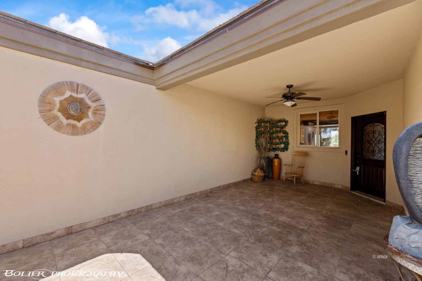 703  Hagens Alley