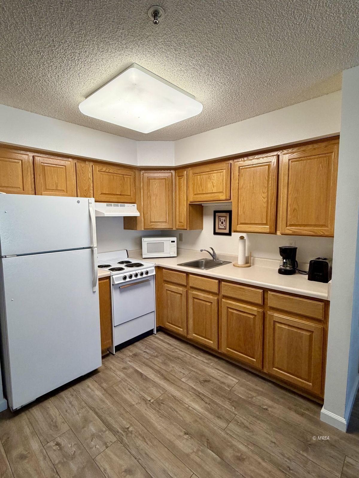 555  Highland Dr #330