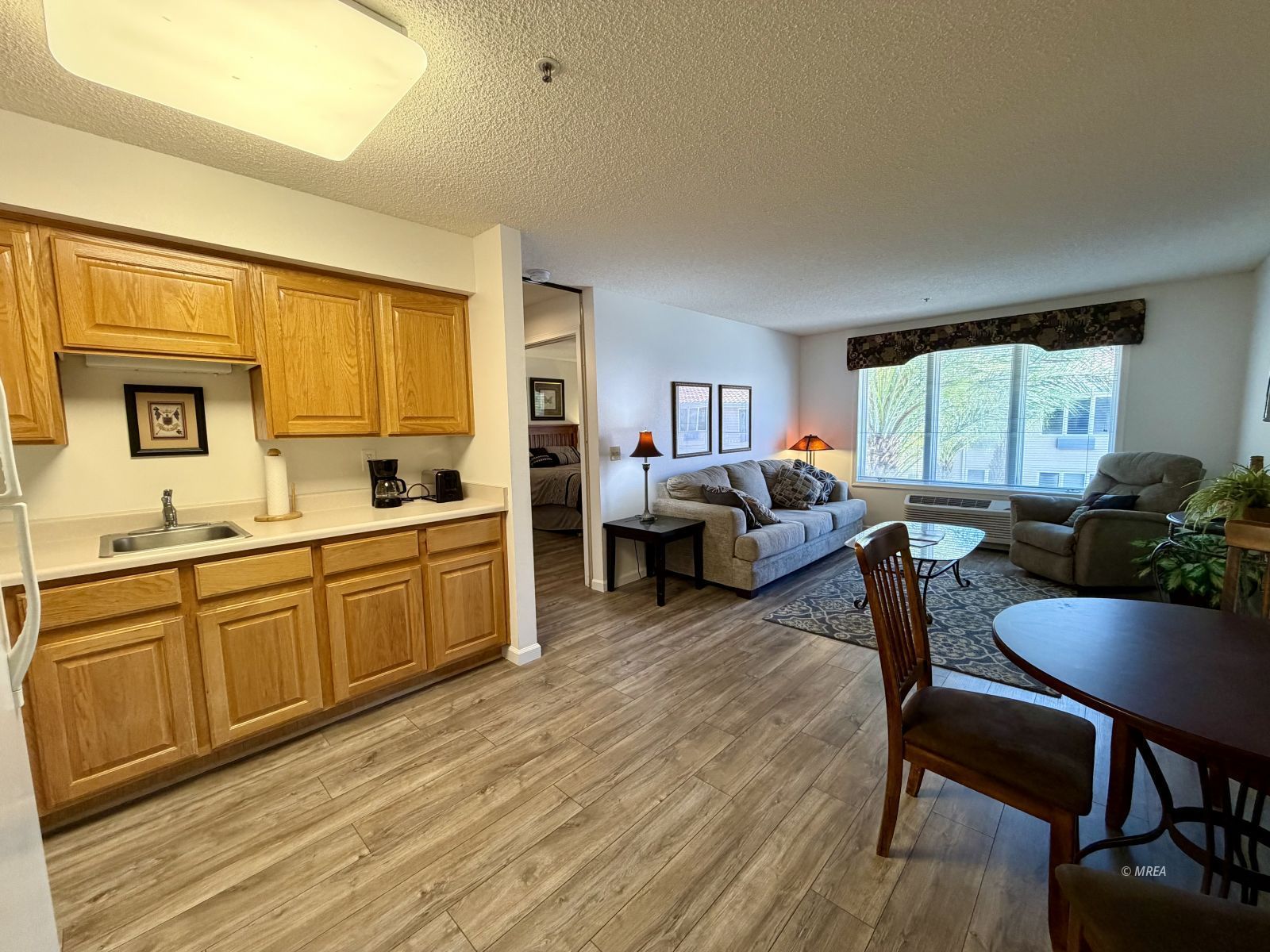 555  Highland Dr #330