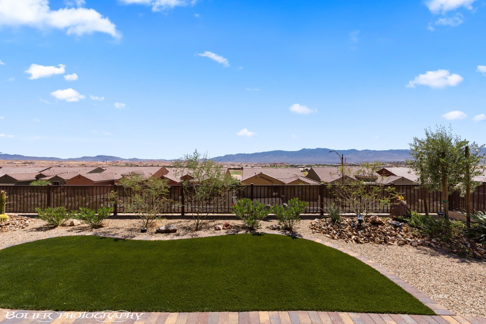 1412  Pin Cushion Ridge 