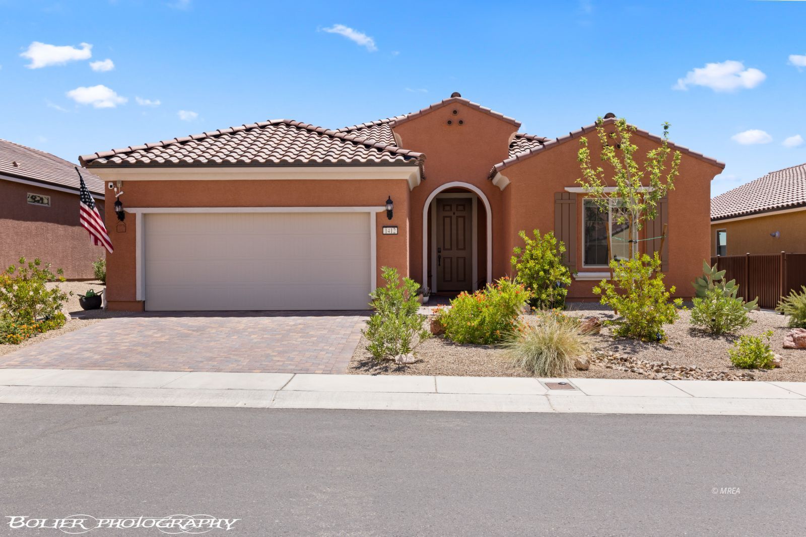 1412  Pin Cushion Ridge 