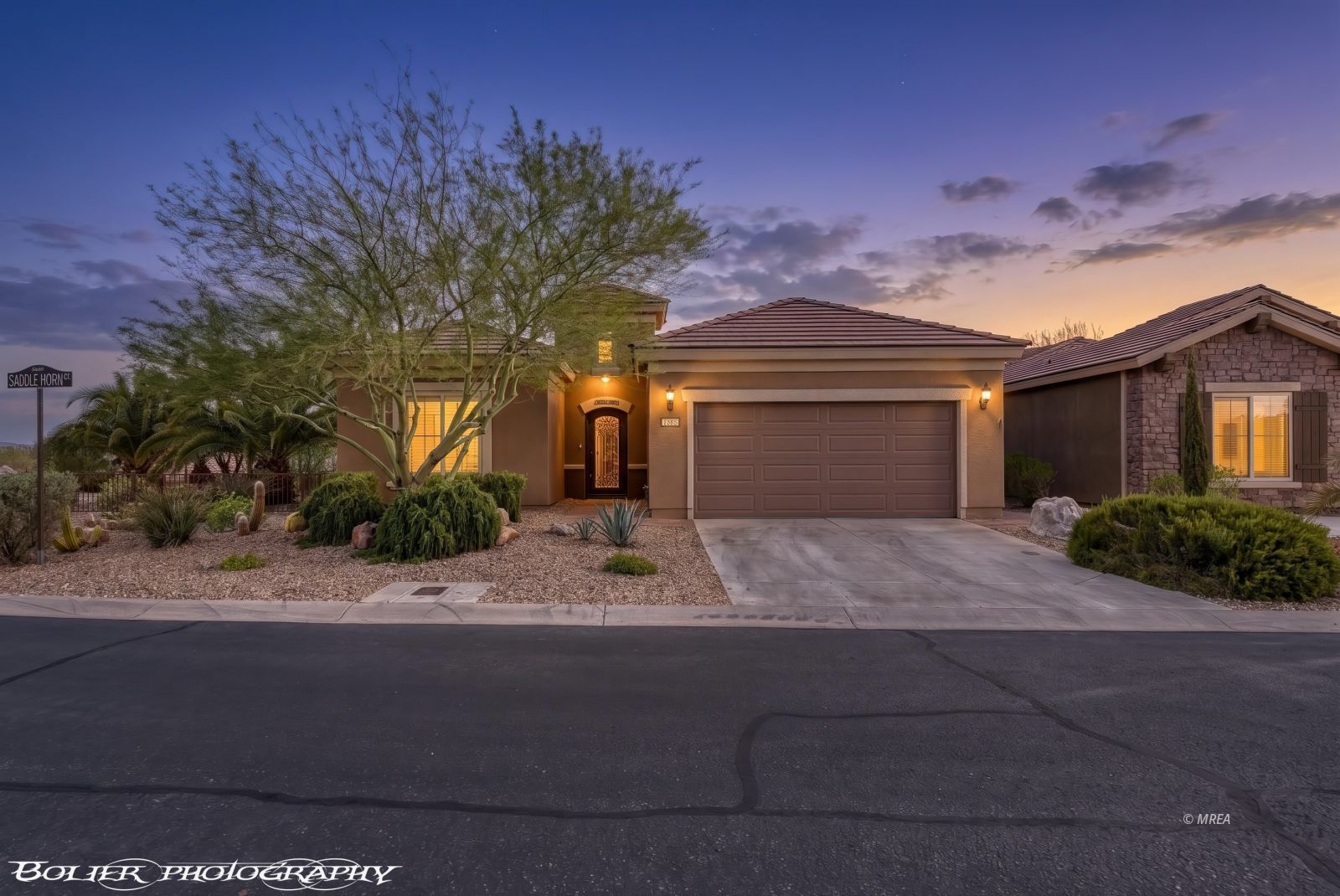 1385  Saddle Horn Ct