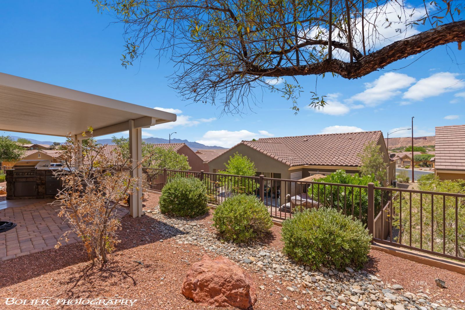 1385  Saddle Horn Ct