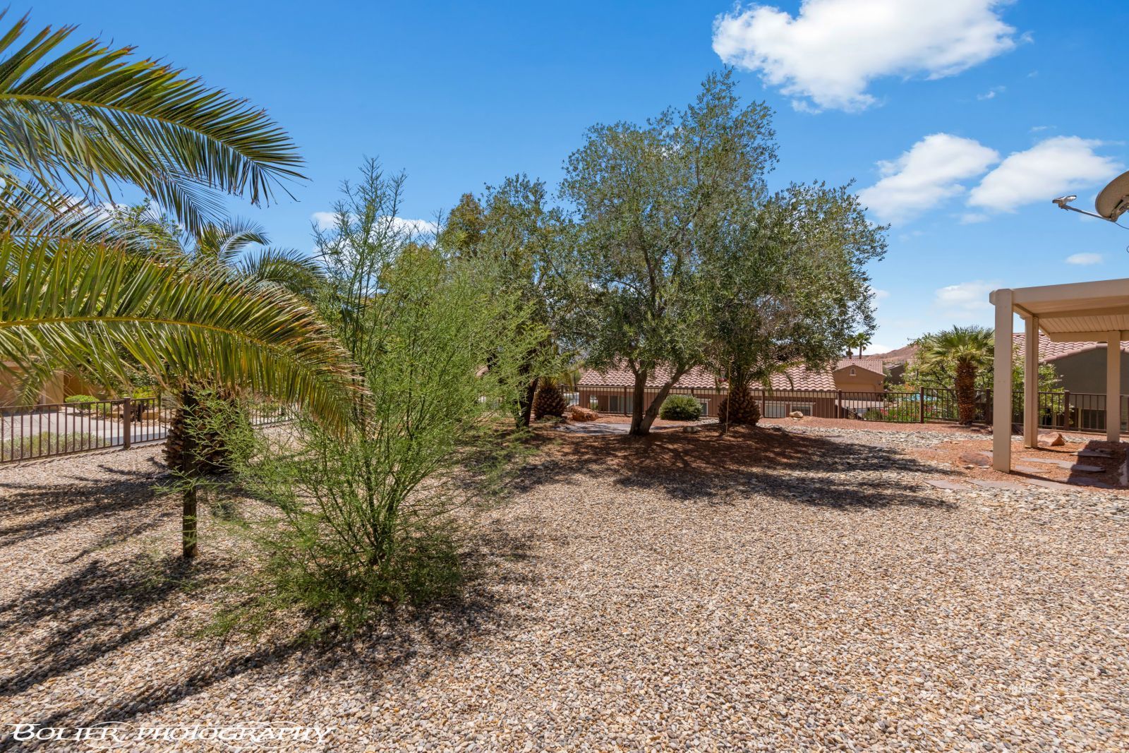 1385  Saddle Horn Ct