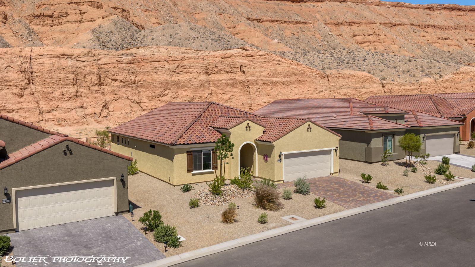 1405  Pin Cushion Ridge 