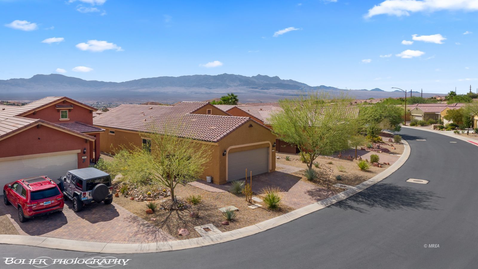 591  Bridle Path Cir