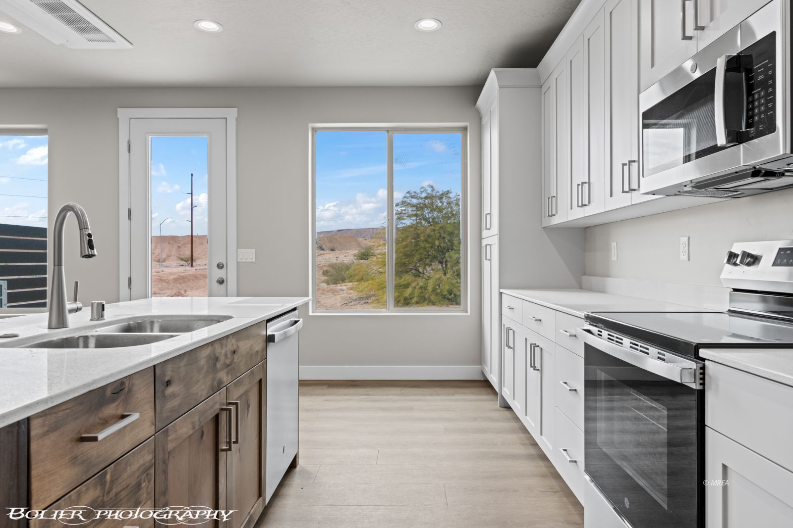 353  North White Rock Trl 