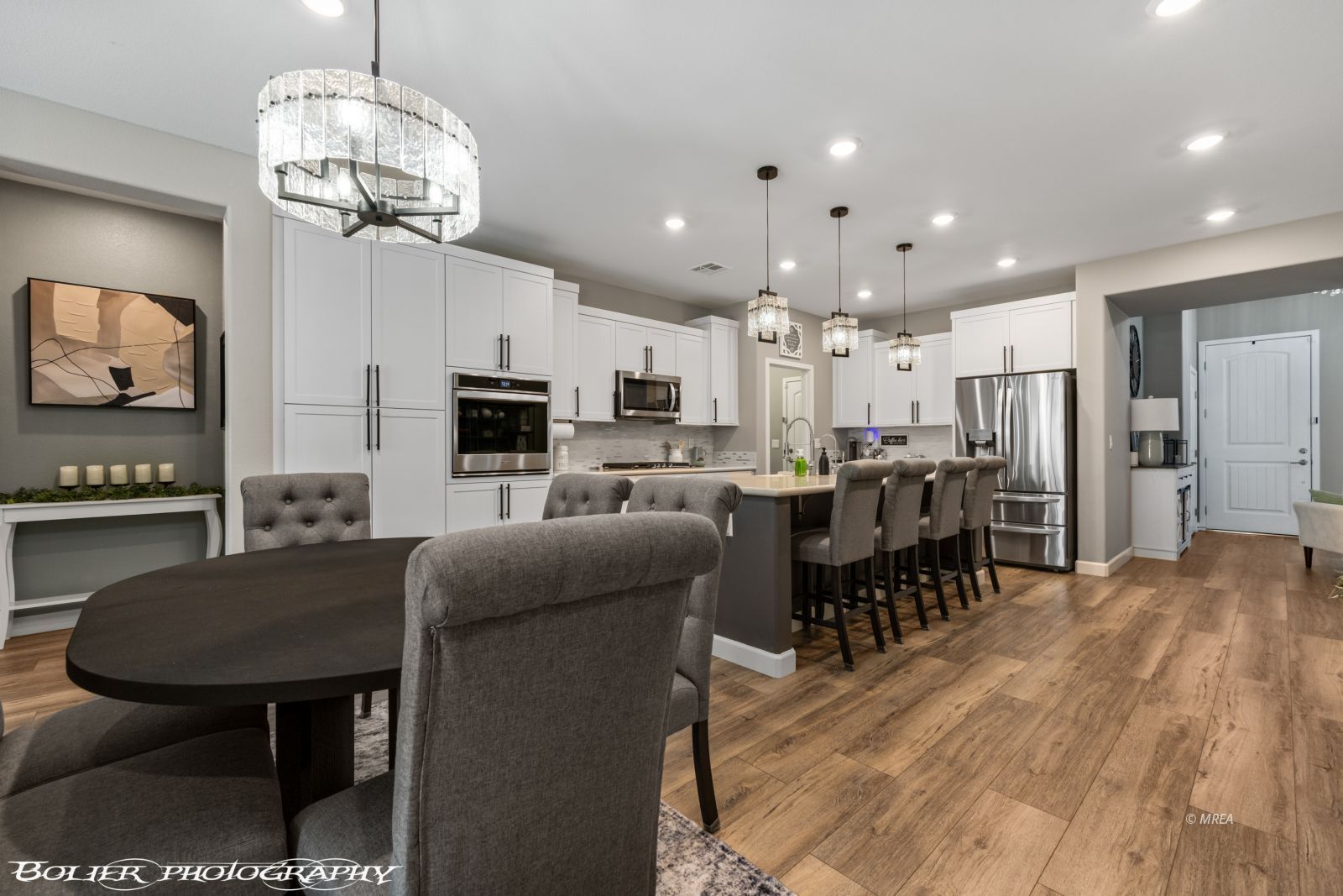 472  Paradise Valley Hts 