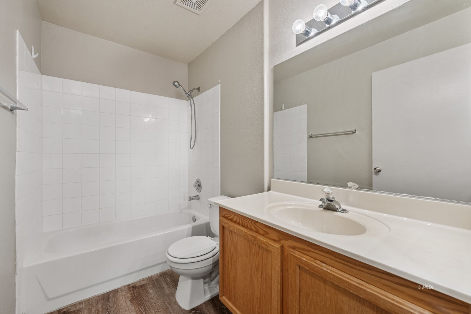 968  Mesquite Springs  #201