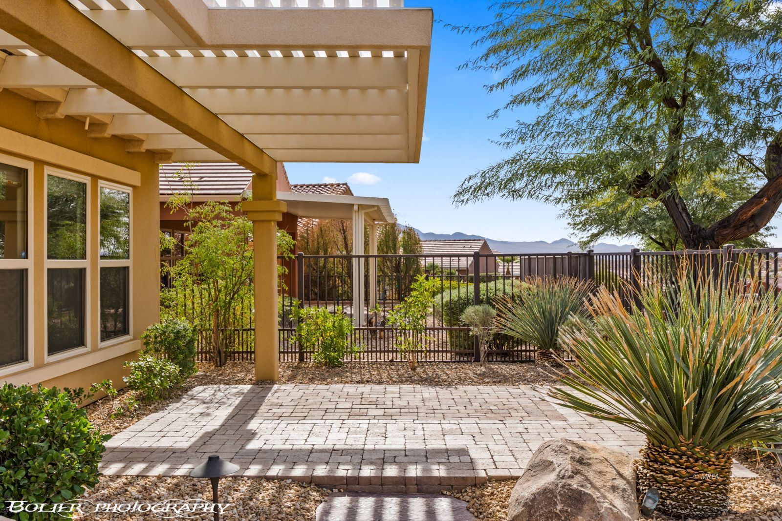 1113  Split Rail Ave