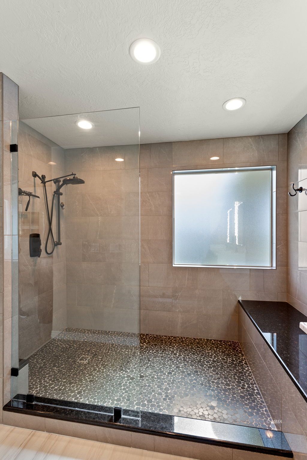 858  Falcon Glenn Dr