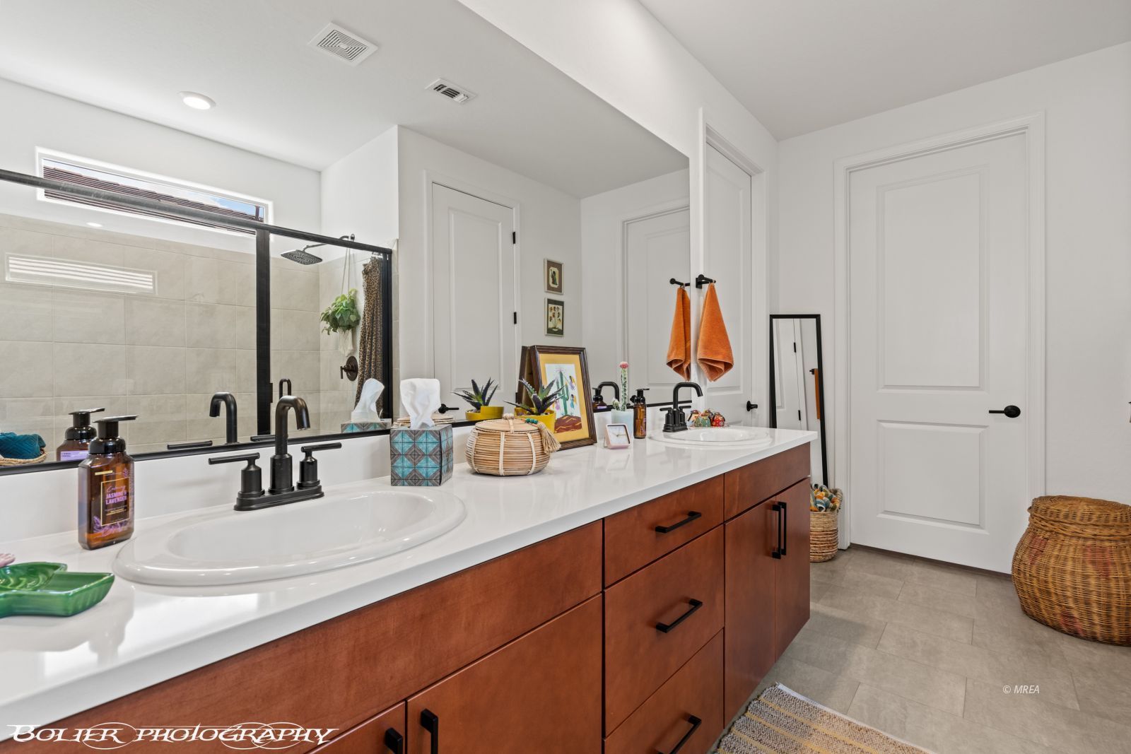 1033  Challenger Bluff 