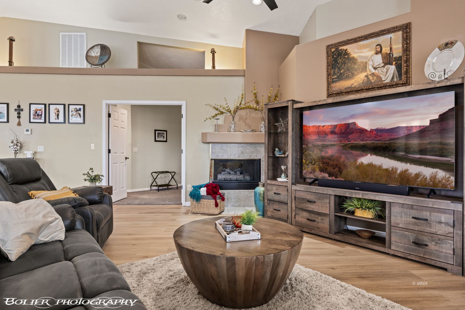 442  Crystal Canyon Dr