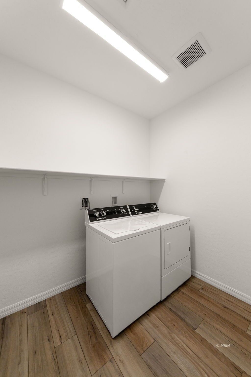 1481  Pin Cushion Rdg 