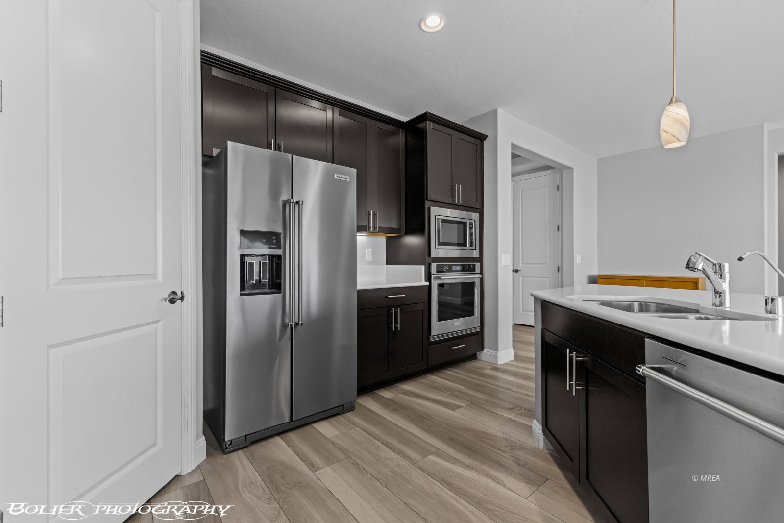 1109  Flagstone BND 