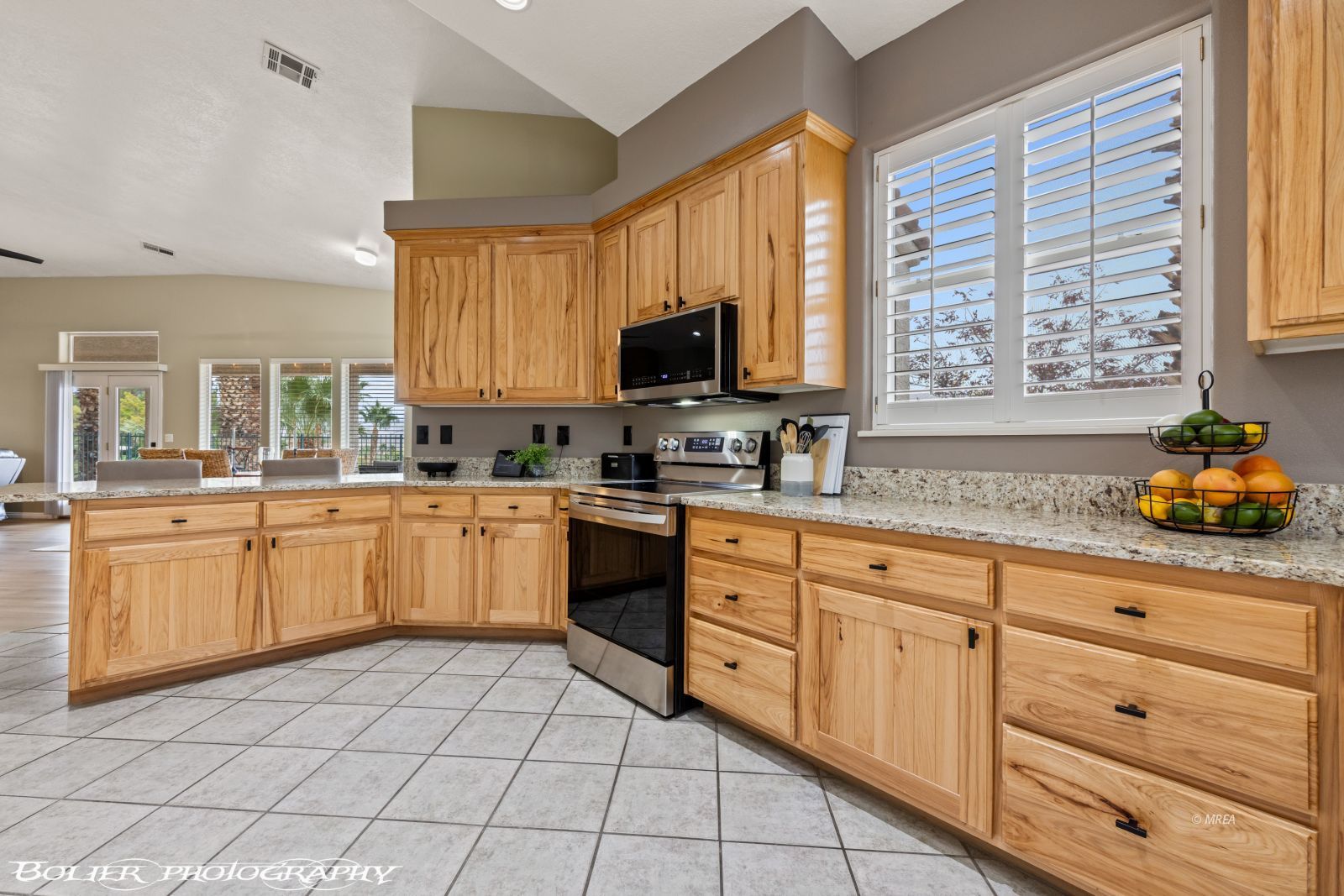 442  Crystal Canyon Dr