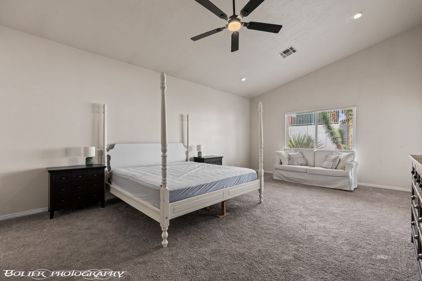 589  Casa Grande Cir