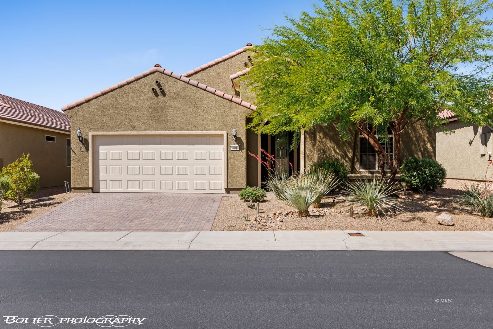 901  Emerald Pool Bluff 