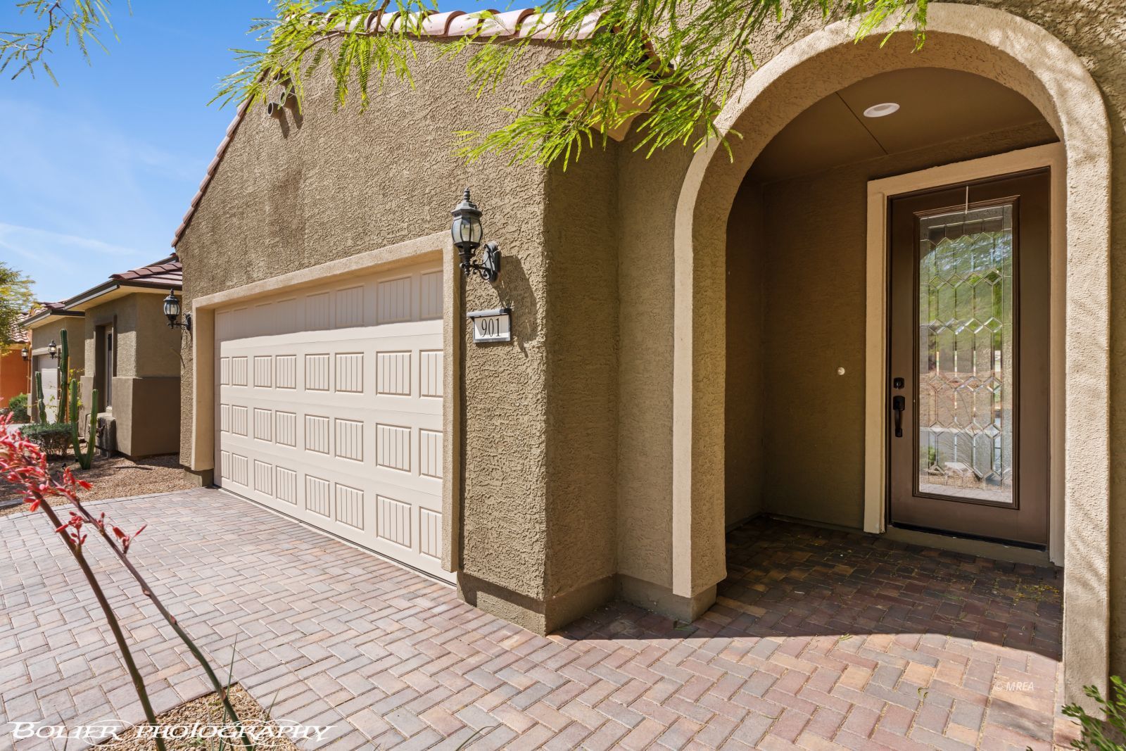 901  Emerald Pool Bluff 