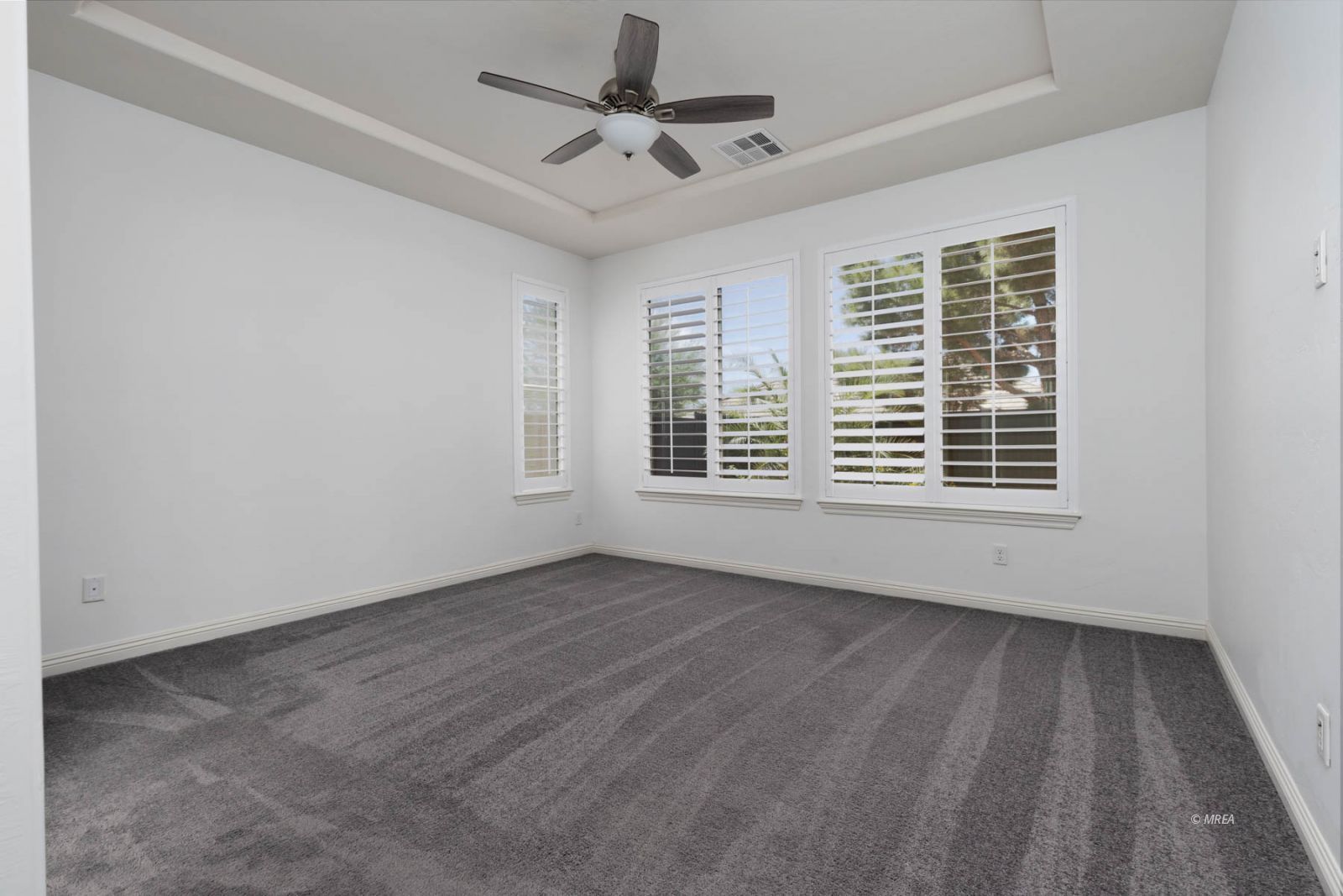 1147  Pebble View Ln