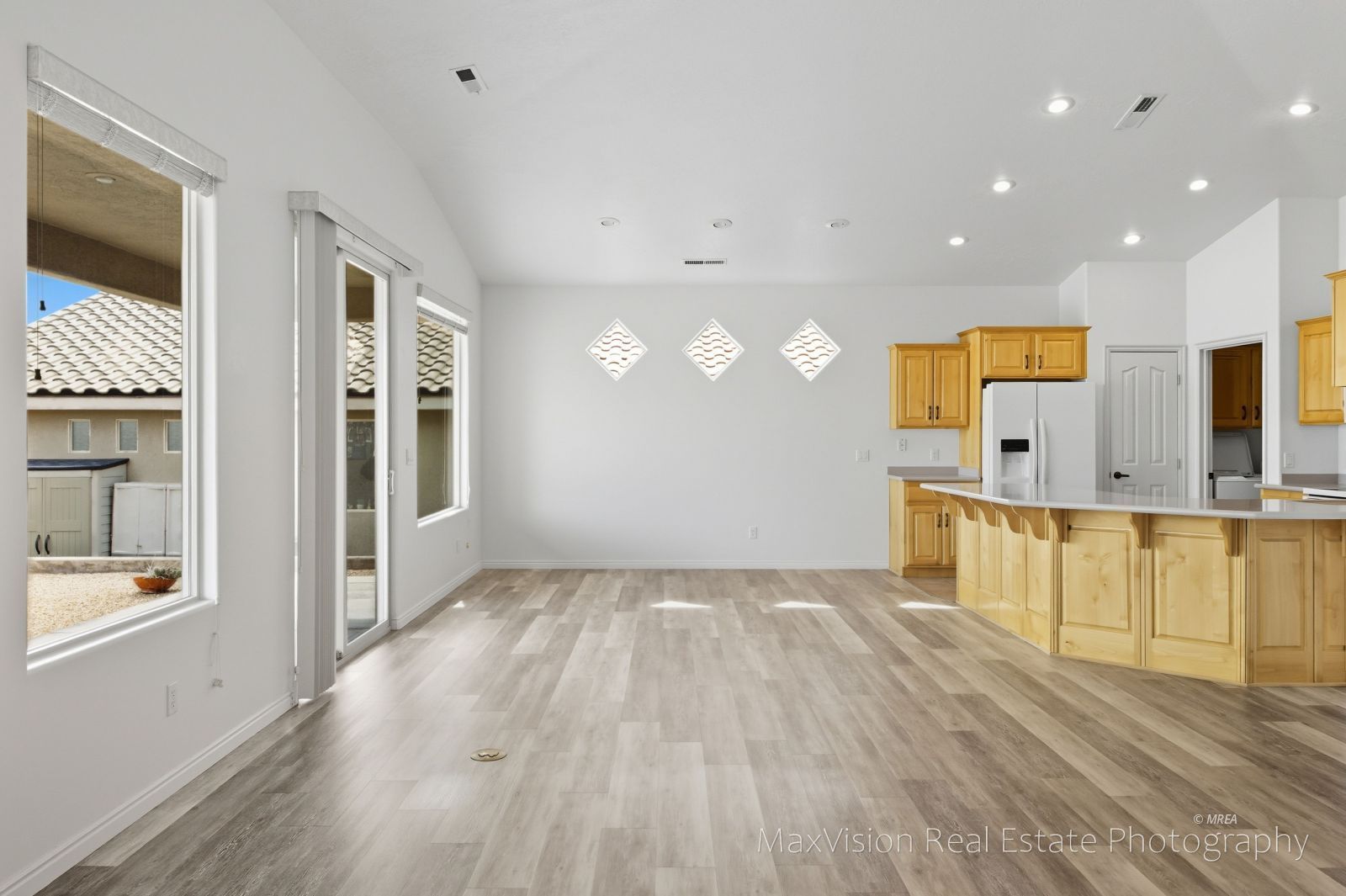 1390  Vista Del Ciudad 