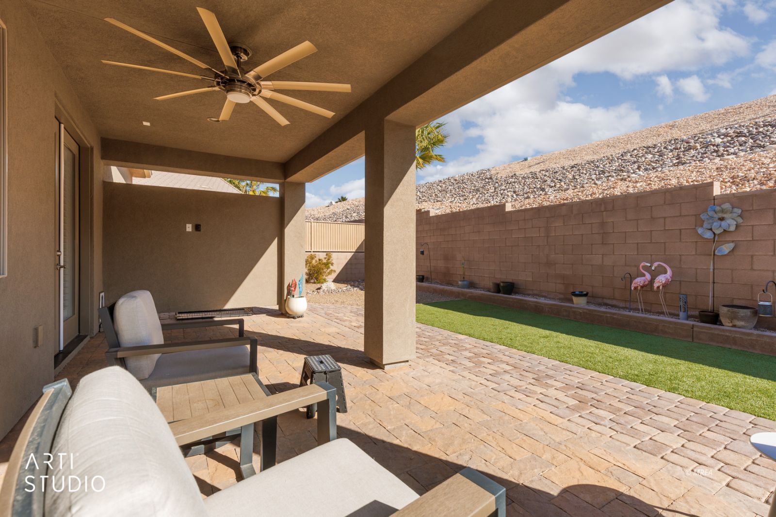 1534  Royal Vista Ln