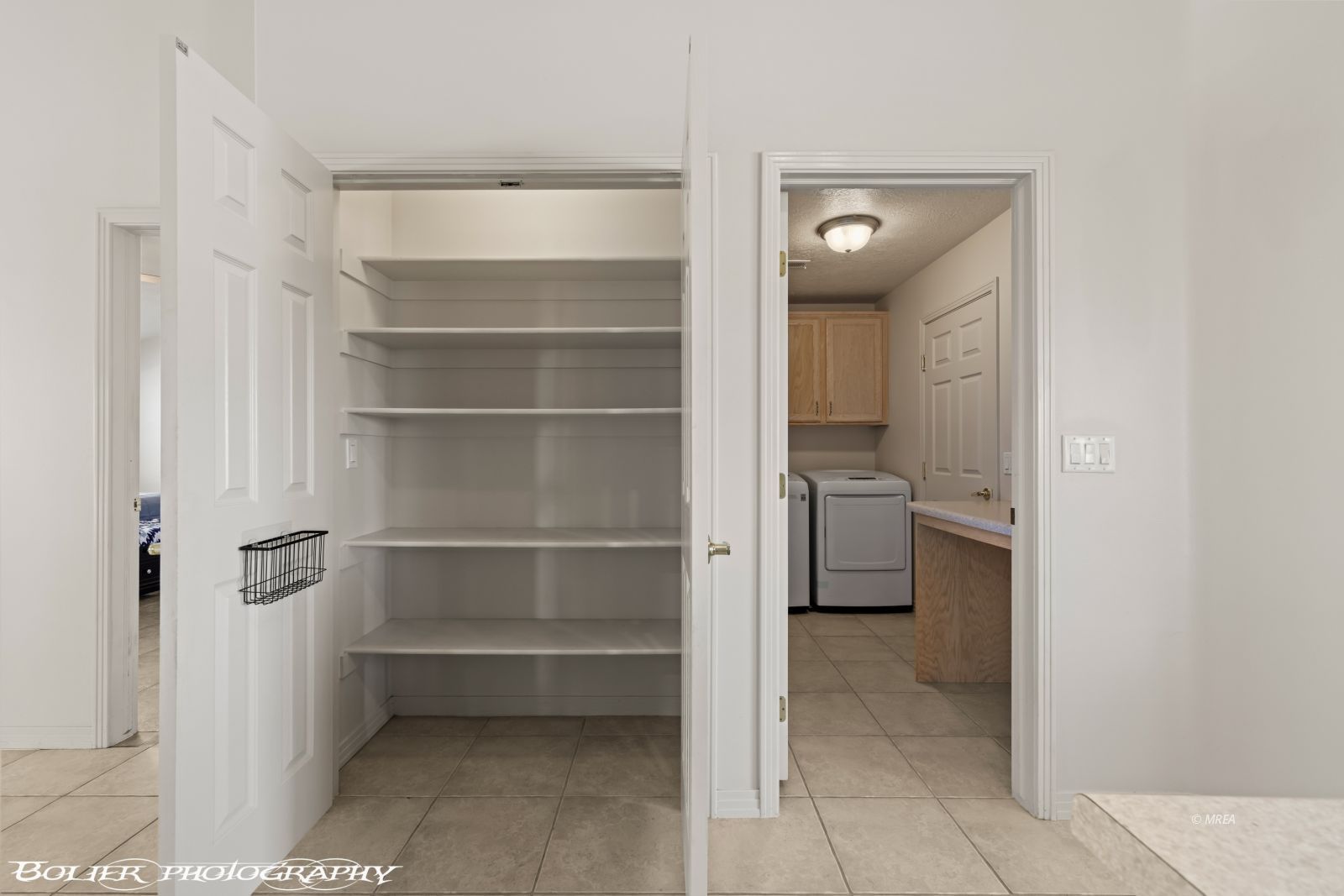 871  Falcon Glenn Dr