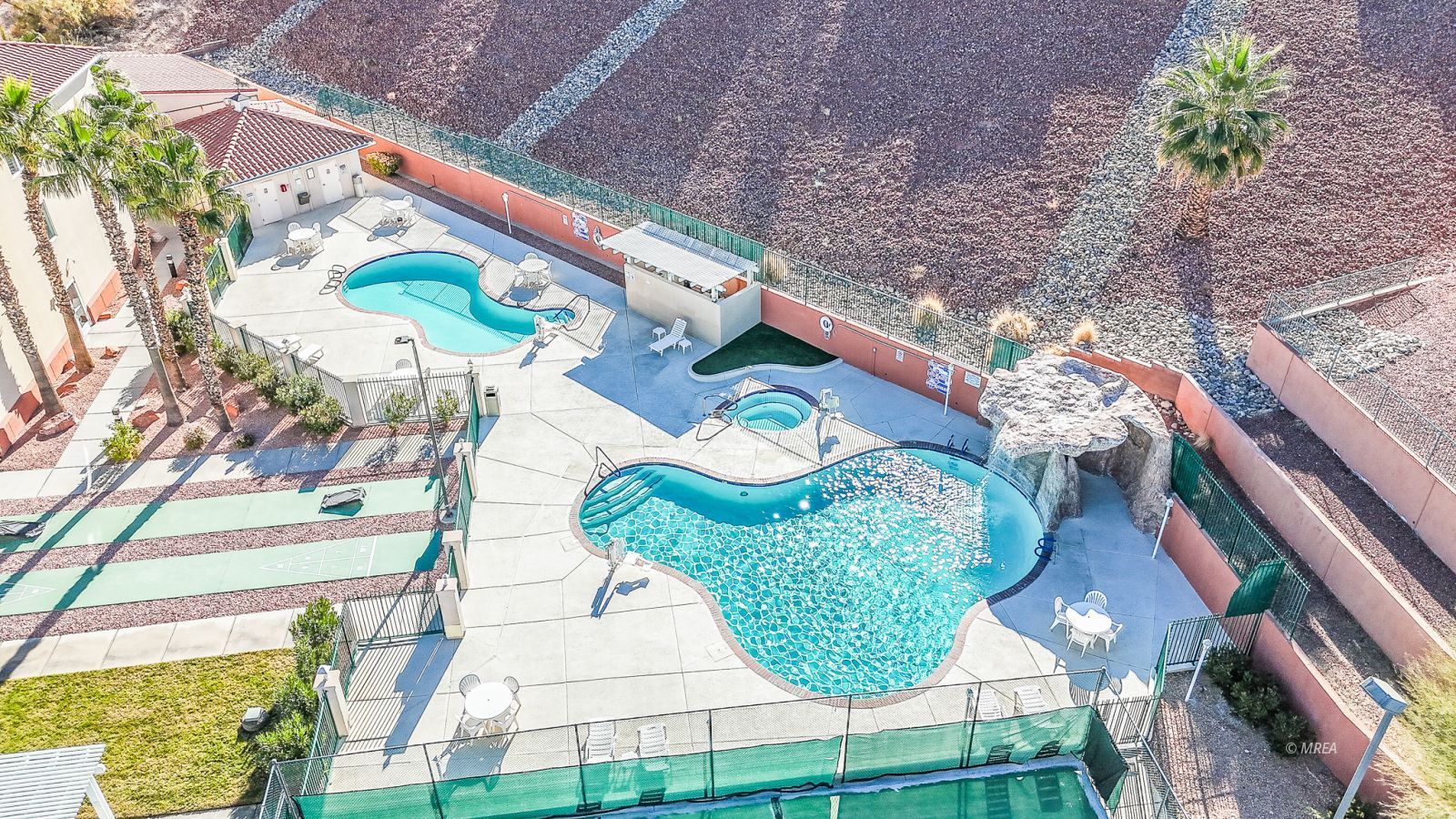 555  Highland Dr #219