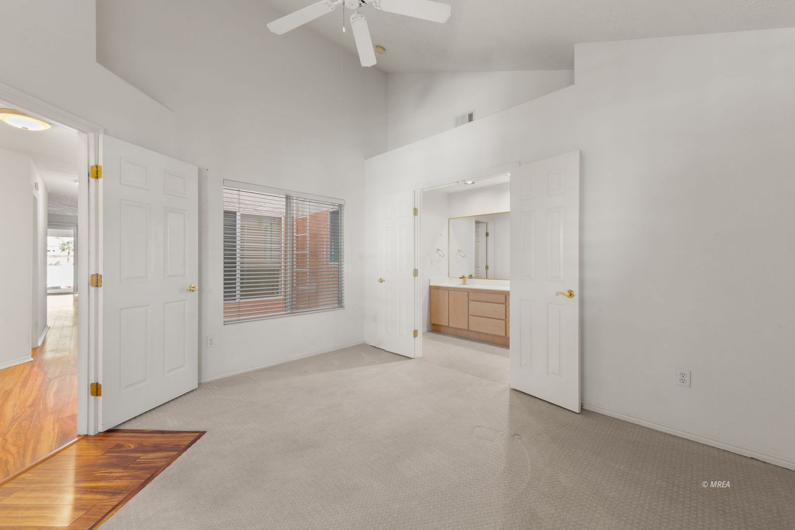 737  Mesa Springs Dr