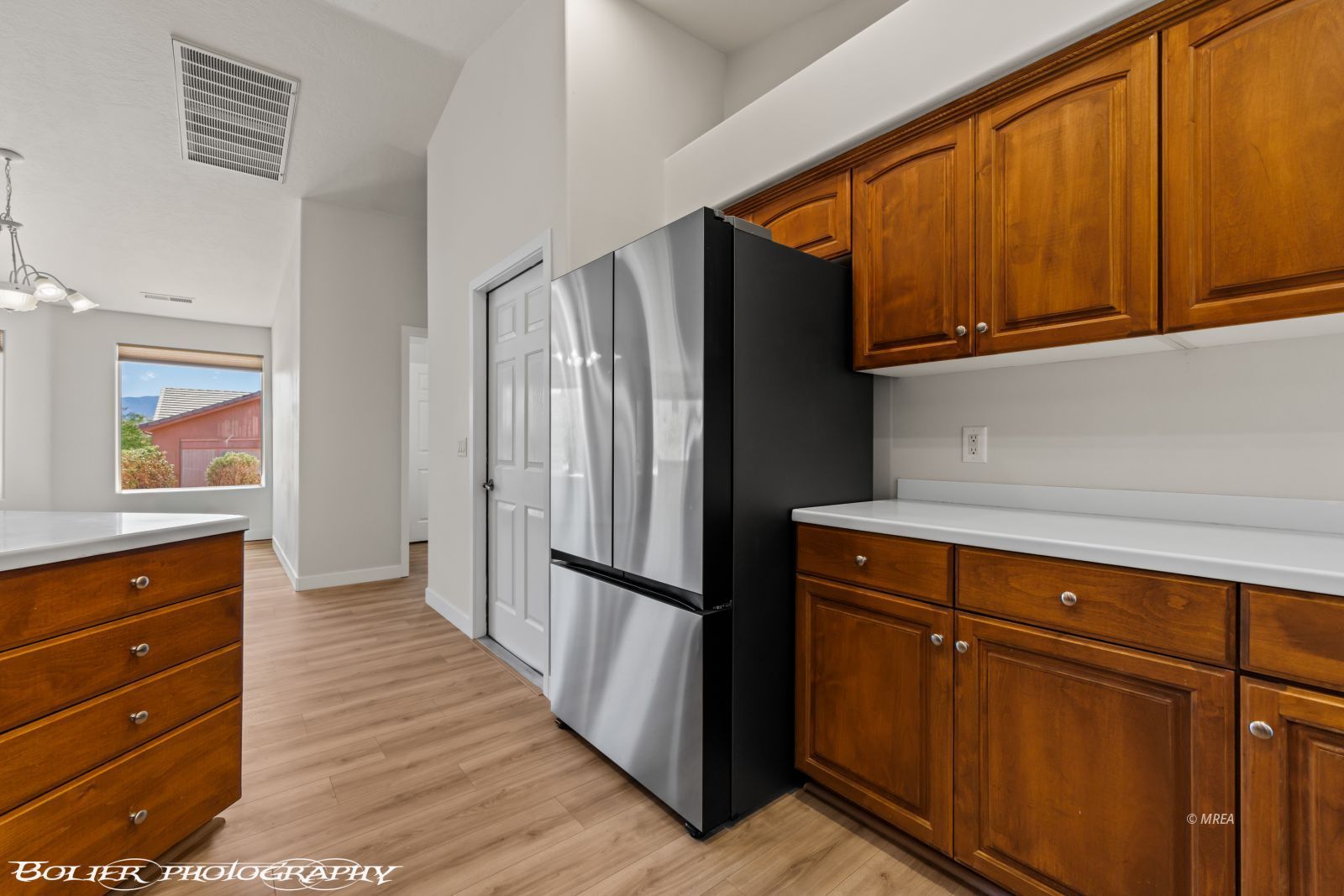 400  Paradise Pkwy  #113