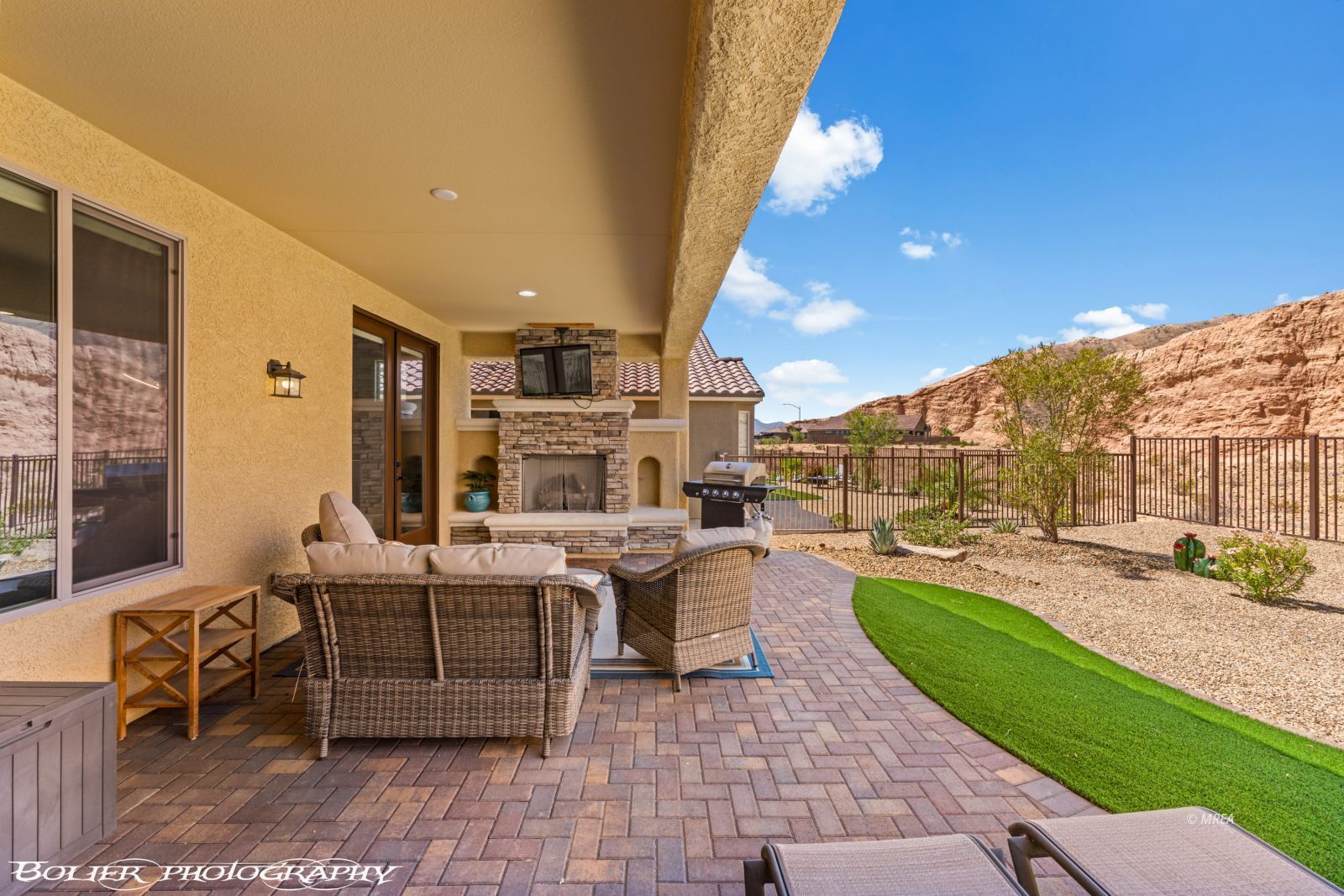 1405  Pin Cushion Ridge 