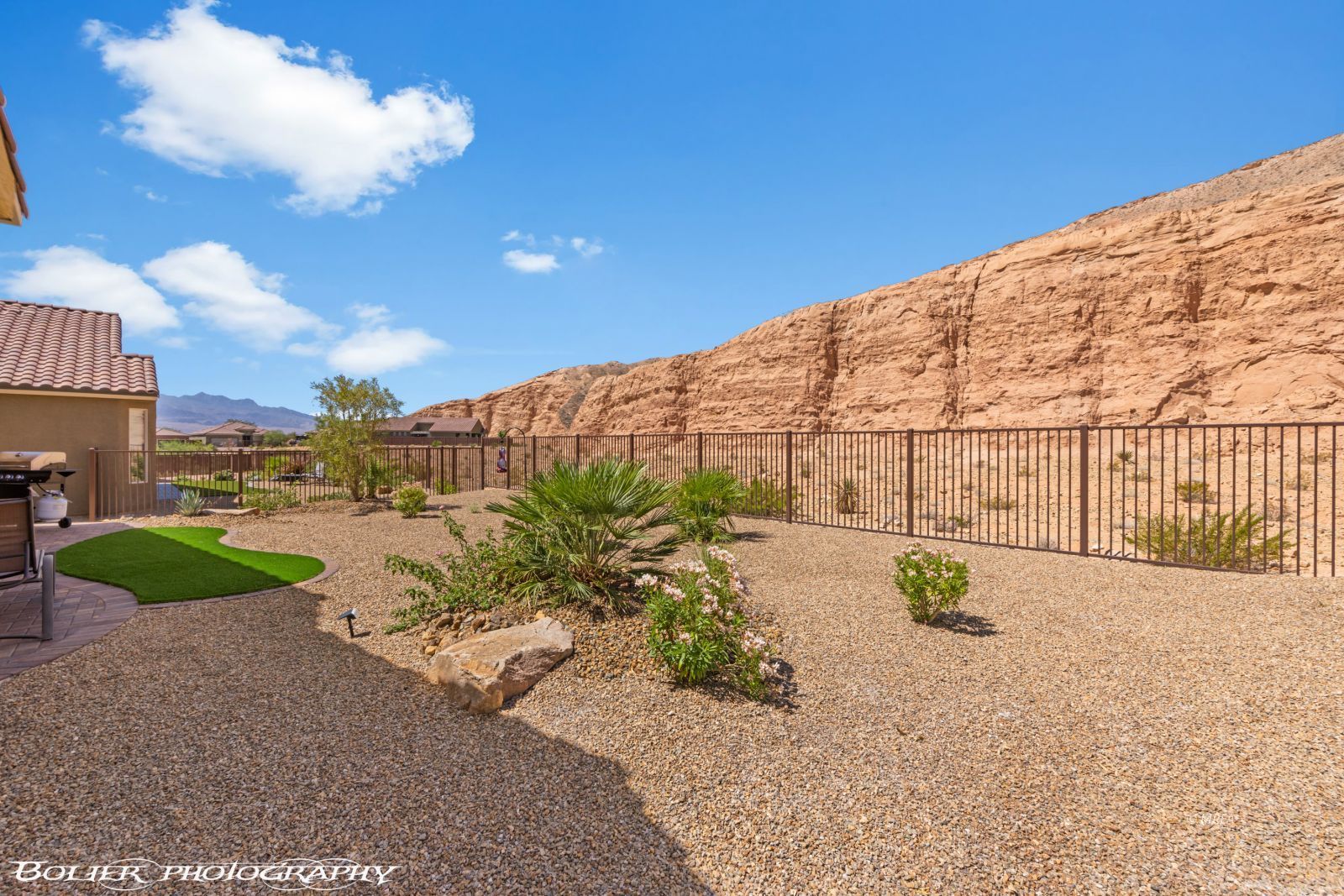 1405  Pin Cushion Ridge 