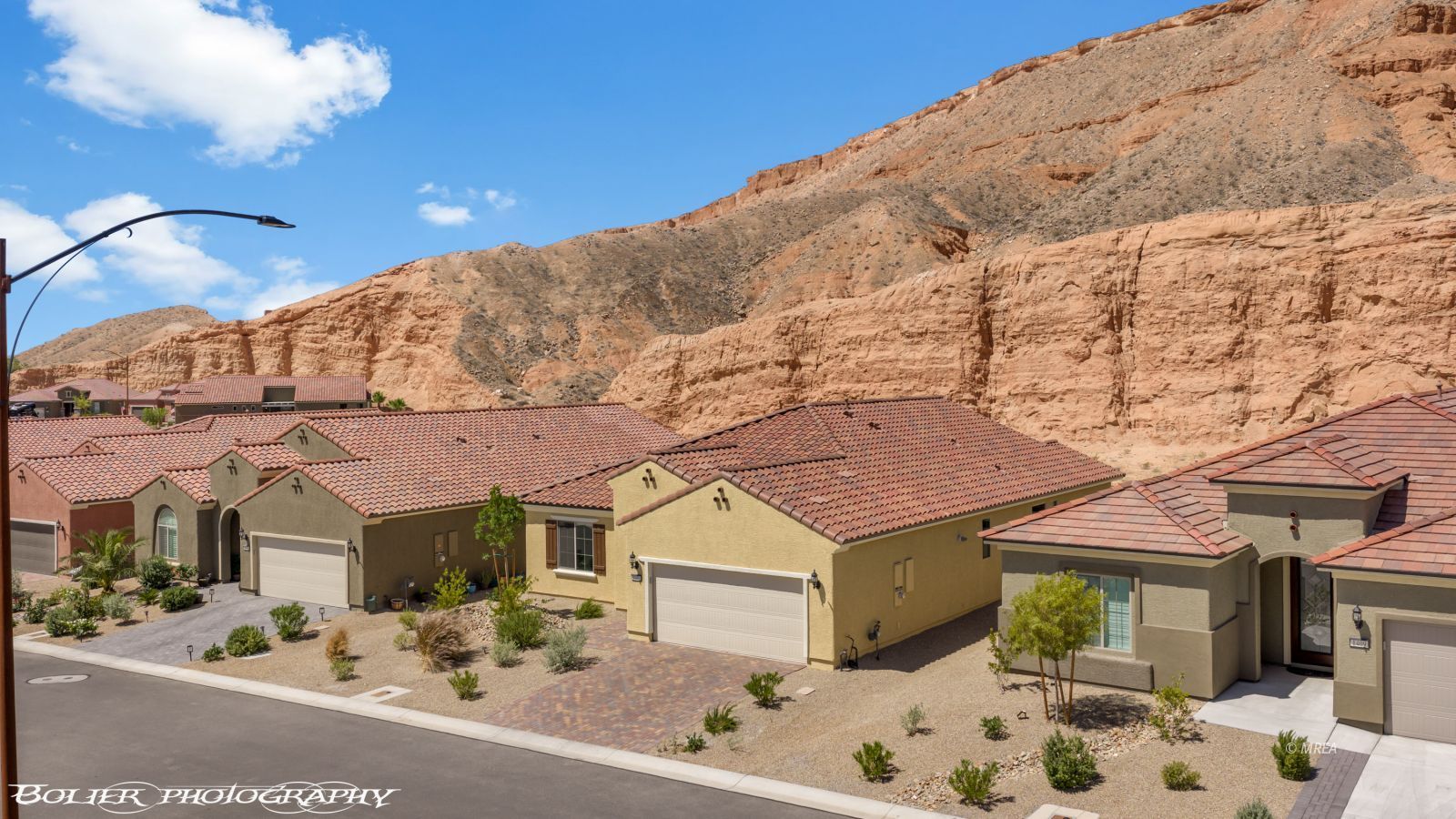1405  Pin Cushion Ridge 