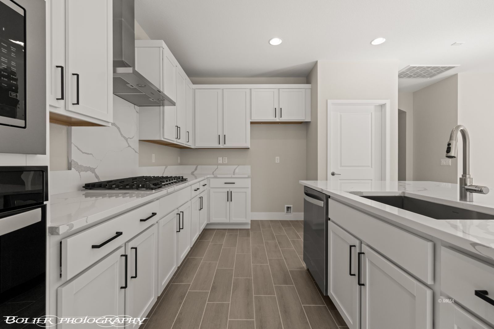 1469  Downy Peak Canyon 