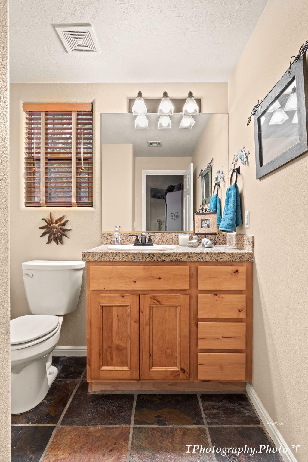 921  Vista Del Sol Ct