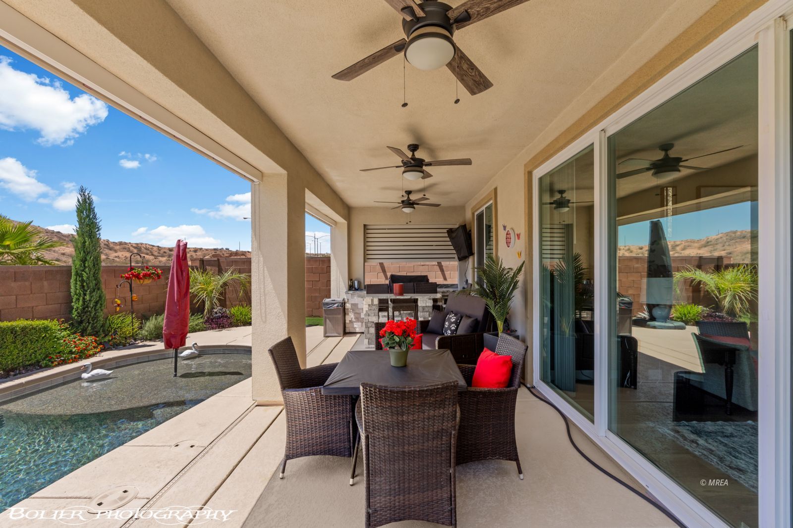 472  Paradise Valley Hts 