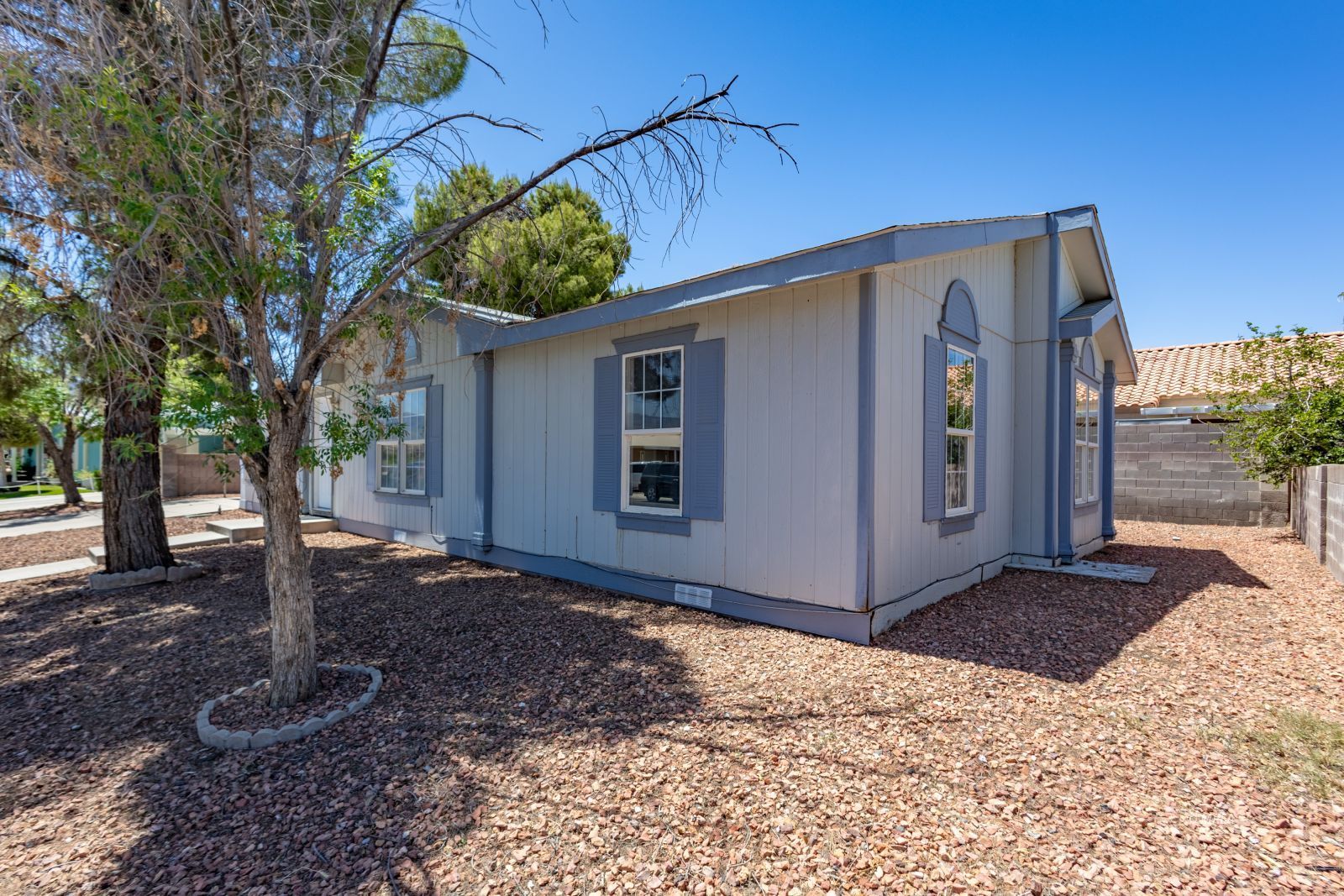 377  Pheasant Dr