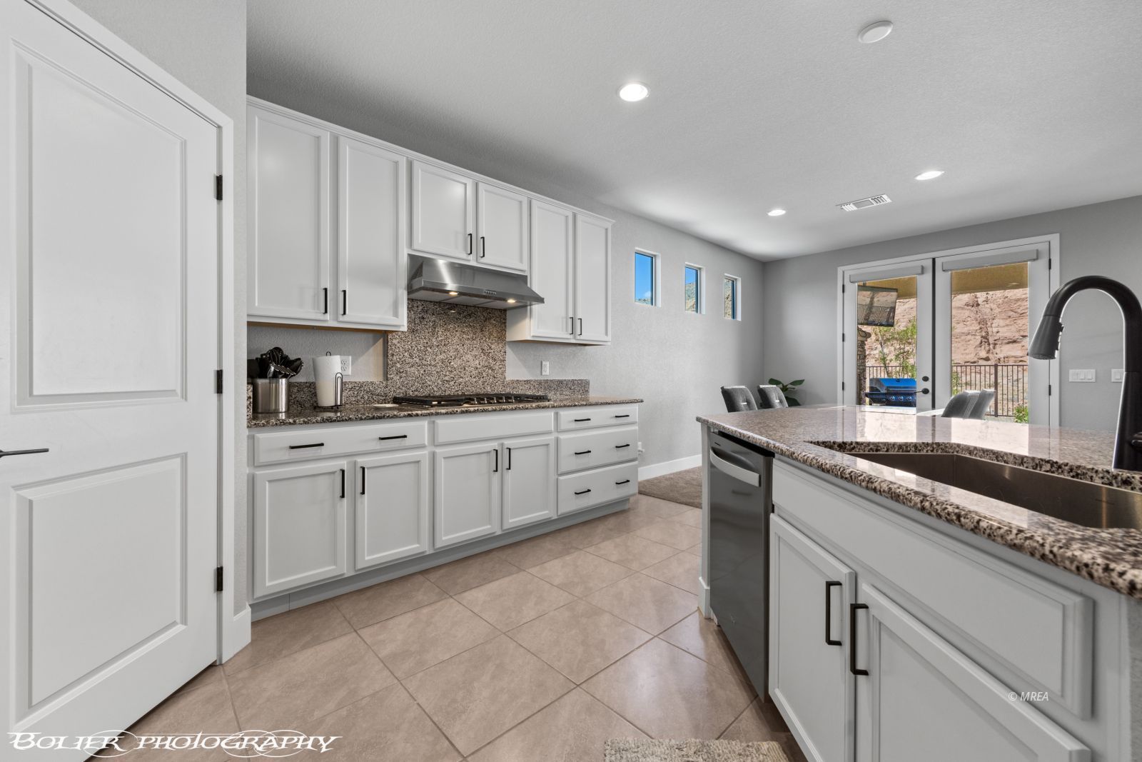 1405  Pin Cushion Ridge 