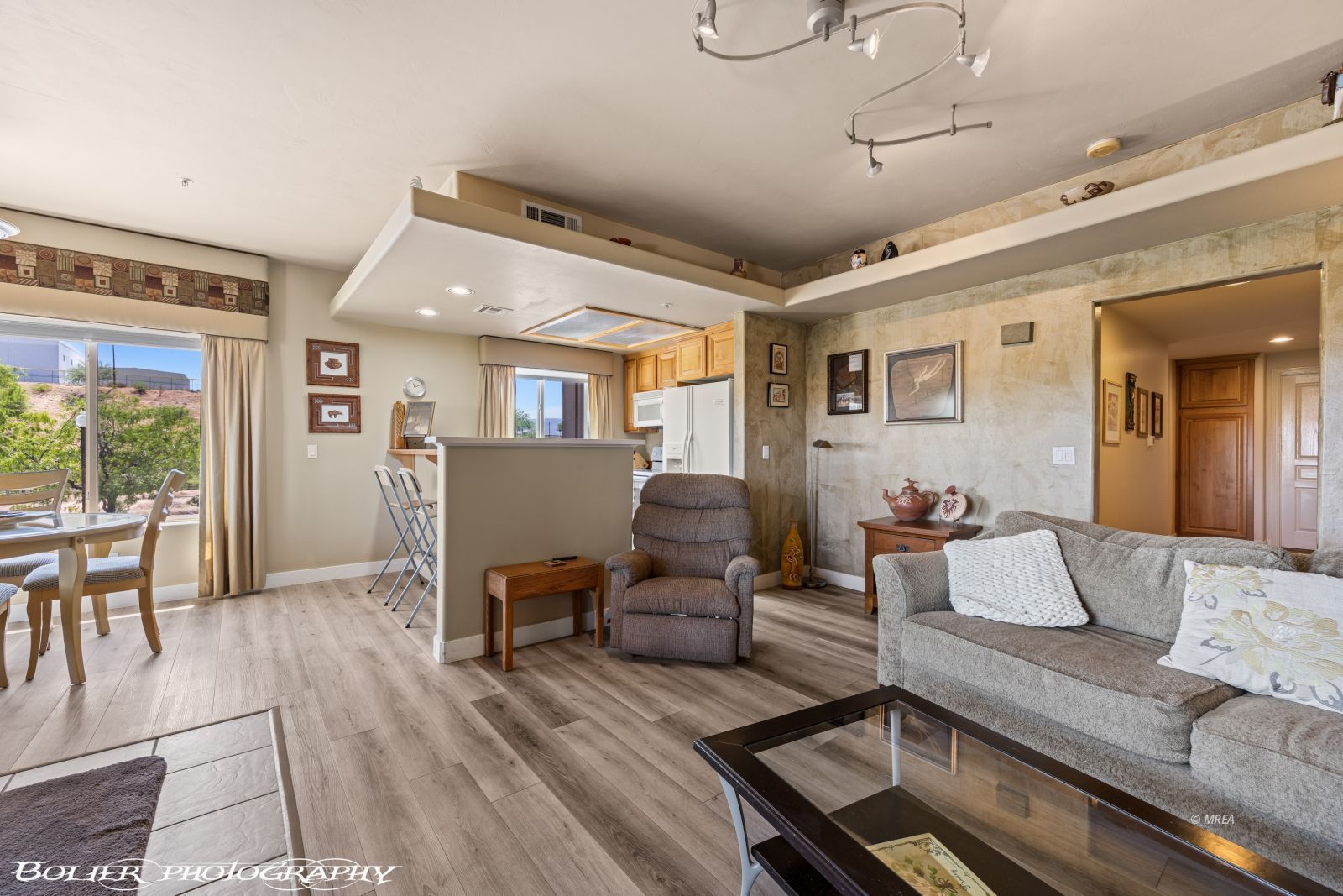 405  Paradise Parkway  #290