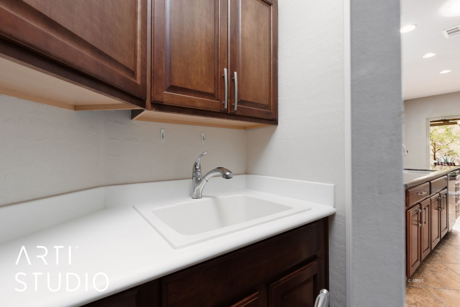 1019  Back Country Trl 