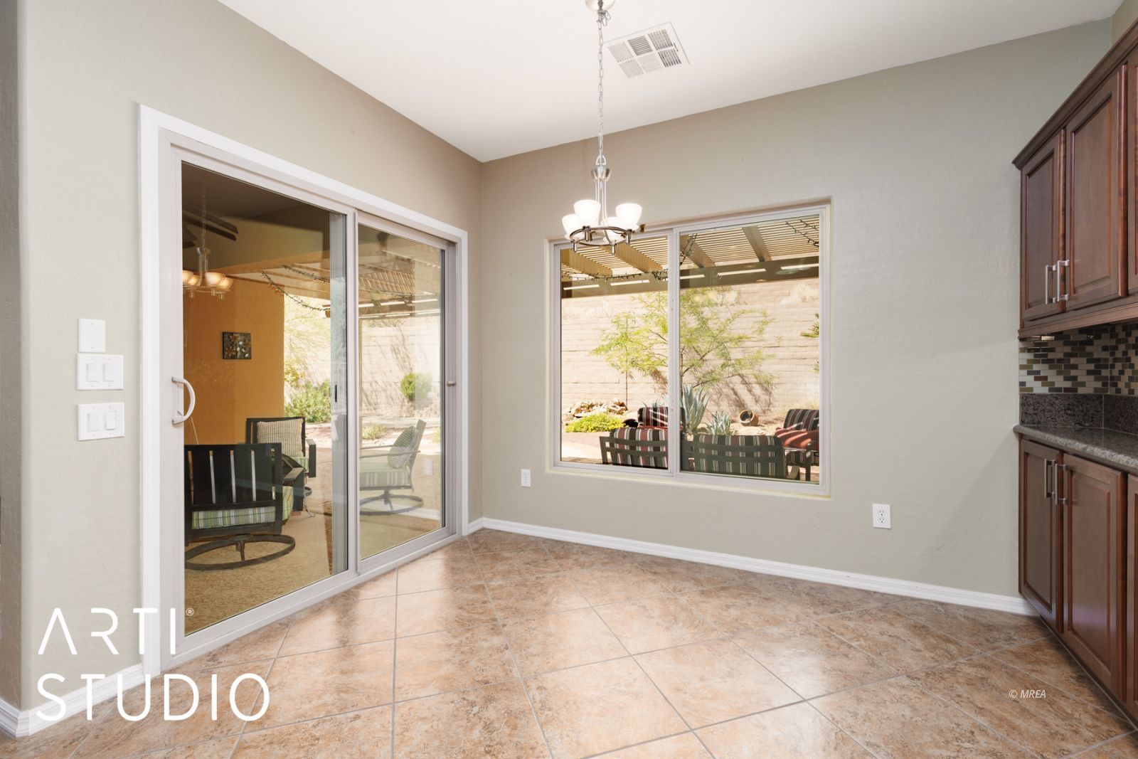 1019  Back Country Trl 